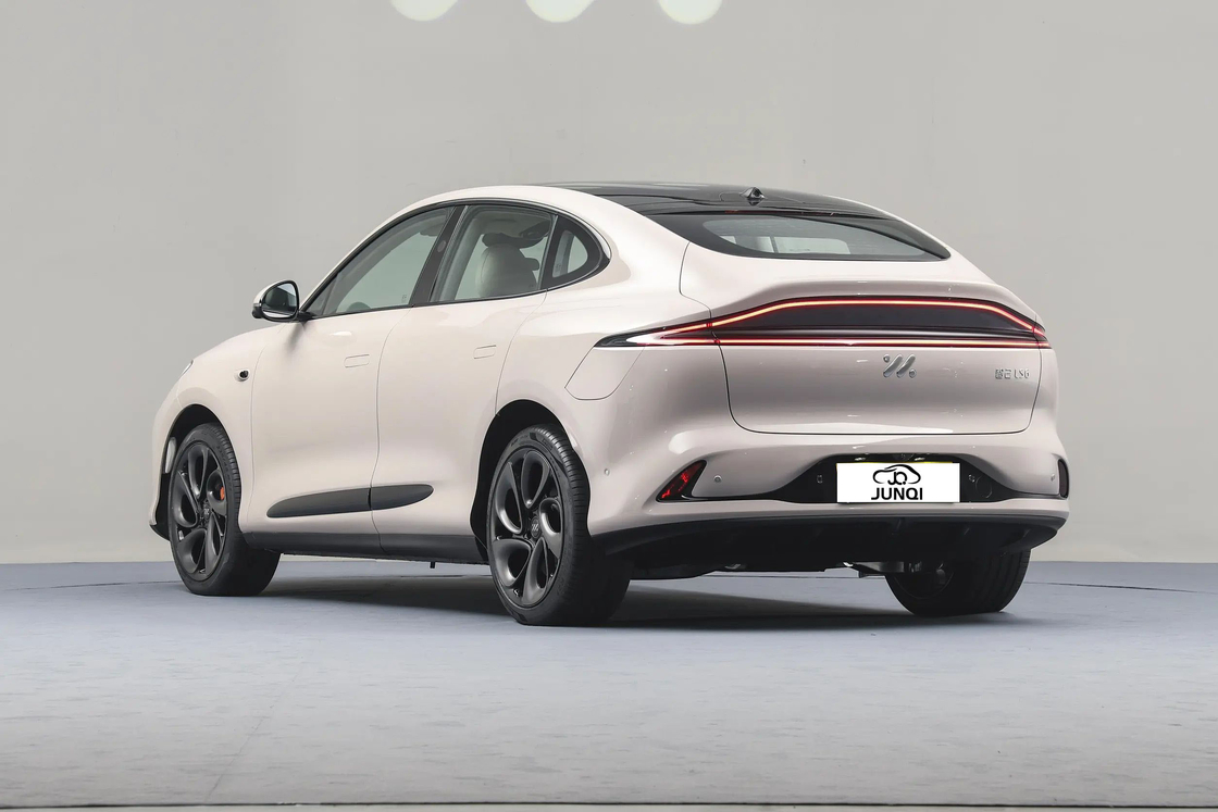 Zhiji LS62023 Max Ultra-Long Range Edition IM Carro Elétrico para SUV Médio e Grande com 760 km de alcance elétrico puro