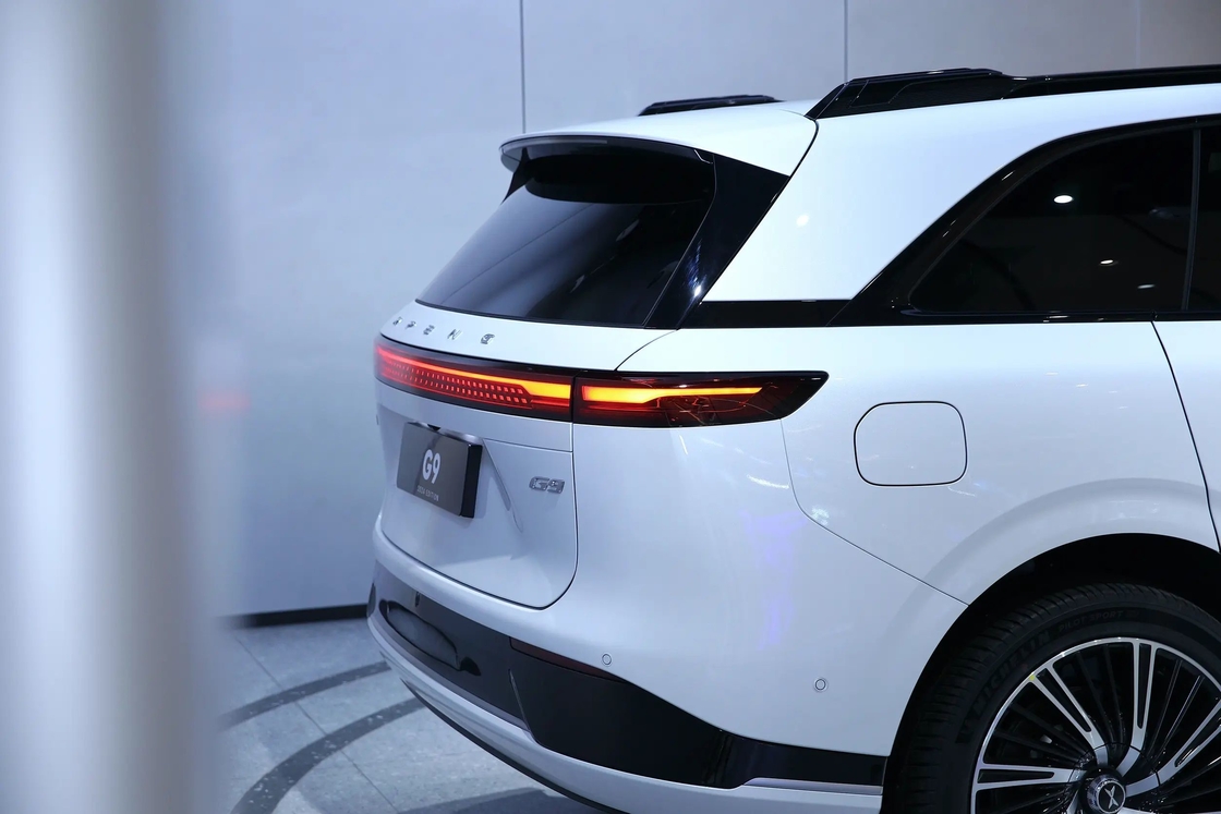 Médio a grande Xiaopeng carro elétrico 5 portas 5 lugares Xpeng G9 SUV elétrico puro
