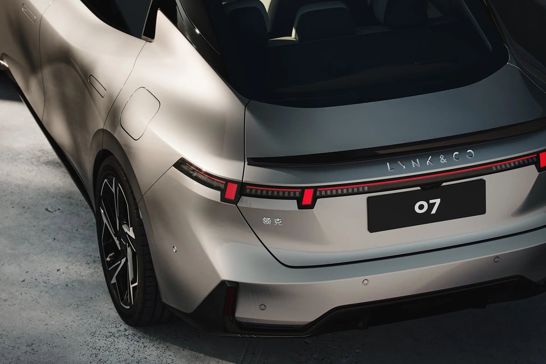 Apresentando o Lynk Co 07 A combinação perfeita de desempenho e sustentabilidade para a vida urbana