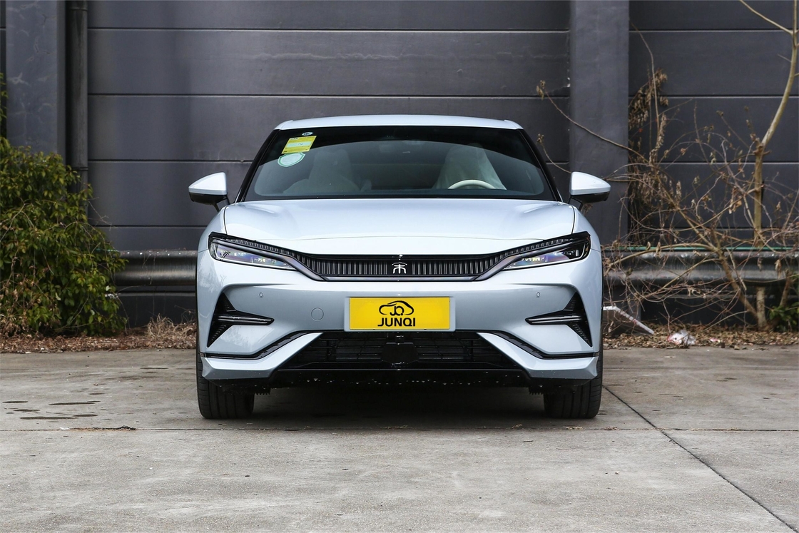 4WD Byd Song L EV Champion 662km Long Range 5 portas 5 lugares SUV Veículo de Nova Energia