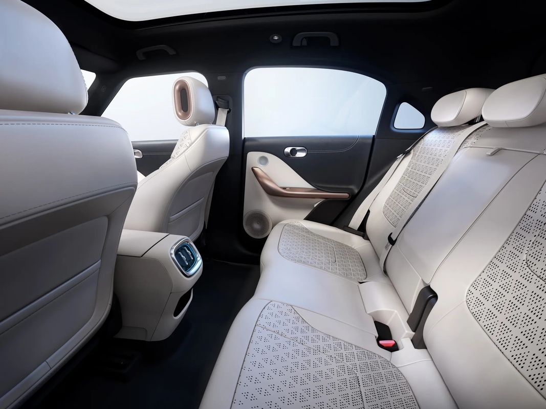 Smart1 O carro elétrico sustentável e inovador para Mercedes Benz 272HP 400km alcance zero emissões