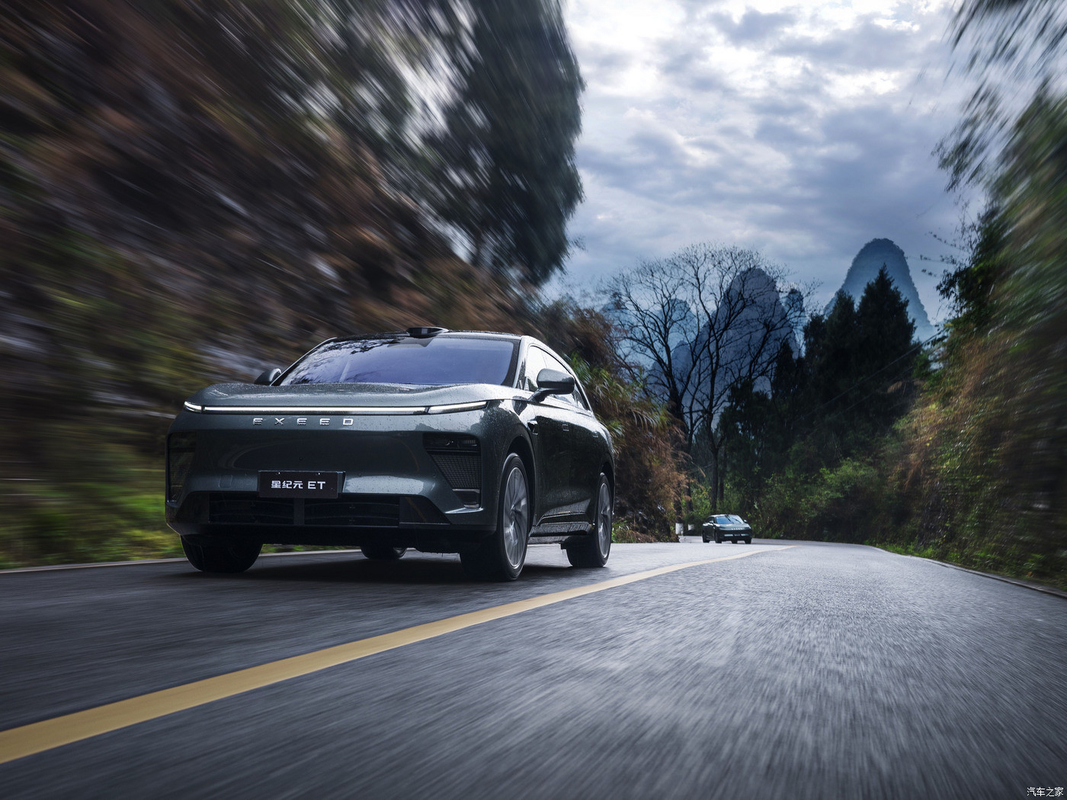EXEED ET Chery Veículos Elétricos 245KW 650Nm Torque para uma viagem luxuosa e sustentável