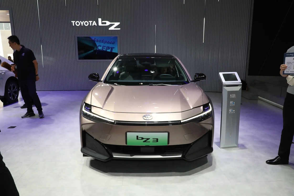 BZ3 Toyota veículos elétricos 4 portas 5 lugares sedã Single Speed Directo Drive