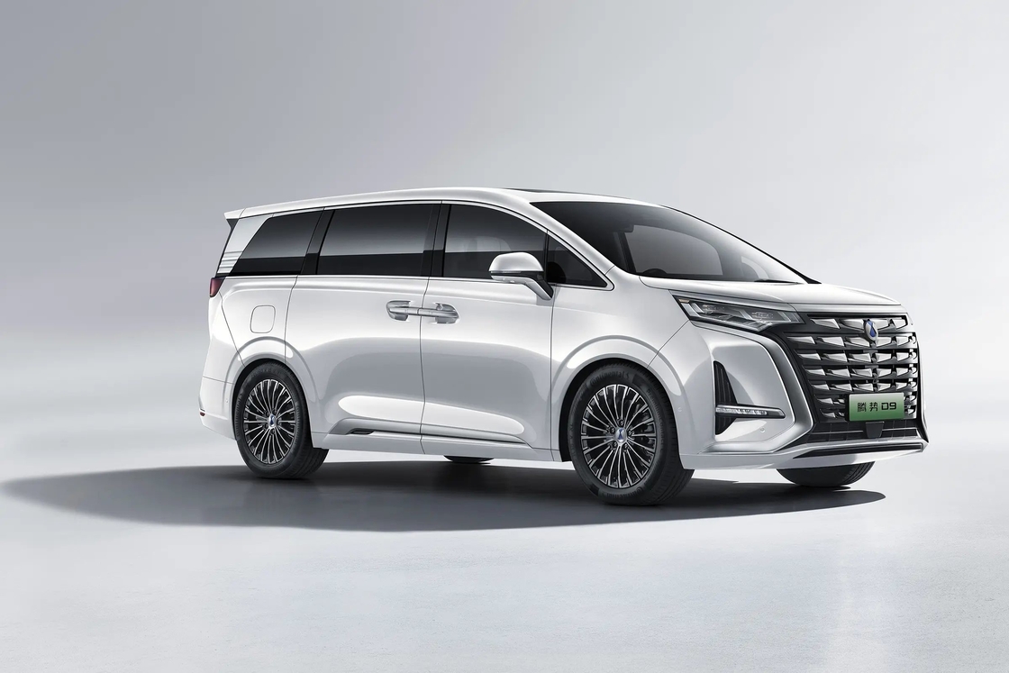 Descubra o próximo nível de luxo e desempenho com o BYD Electric Car tengshi D9
