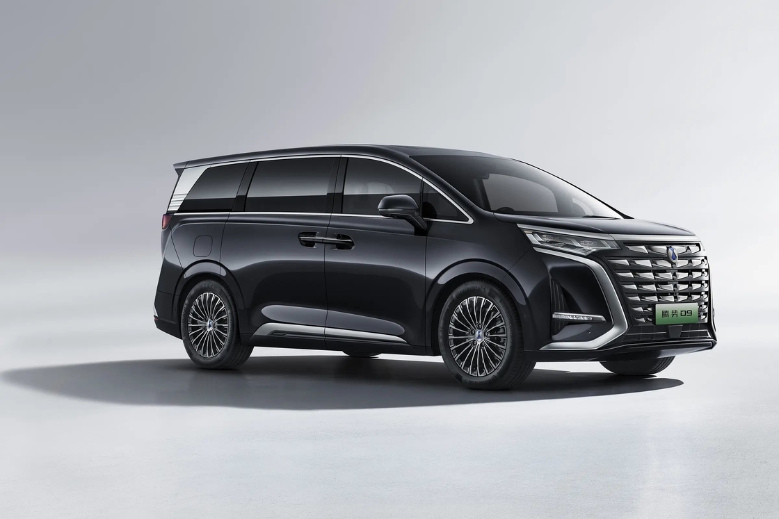 402 km BYD Carro Elétrico Direção Esquerda 4 Portas 5 lugares SUV Inteligente BYD Denza D9 EV