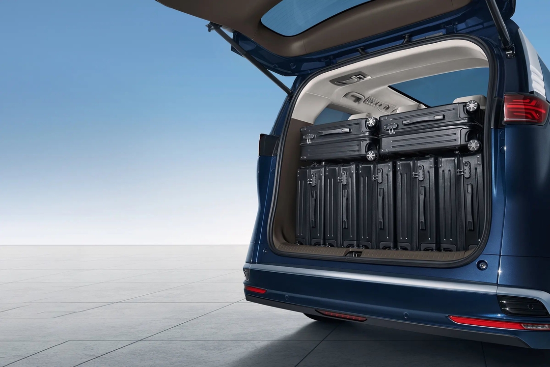 402 km BYD Carro Elétrico Direção Esquerda 4 Portas 5 lugares SUV Inteligente BYD Denza D9 EV