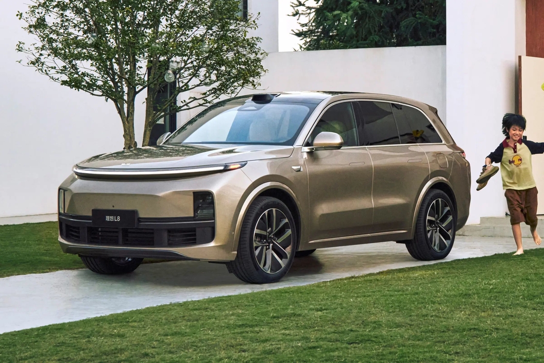 Lixiang L8 Carro elétrico de tamanho familiar 400km com rodas diferentes e rodas duráveis