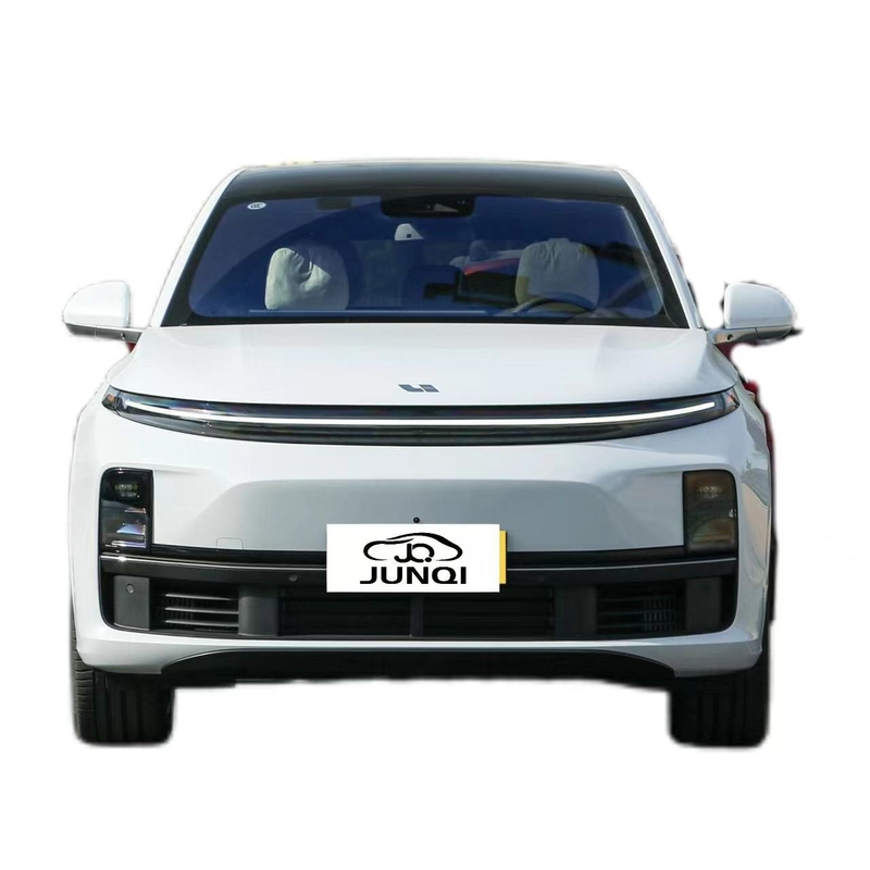 Carro elétrico Li L7 com 1 315 km de autonomia completa e 225 km de autonomia elétrica pura