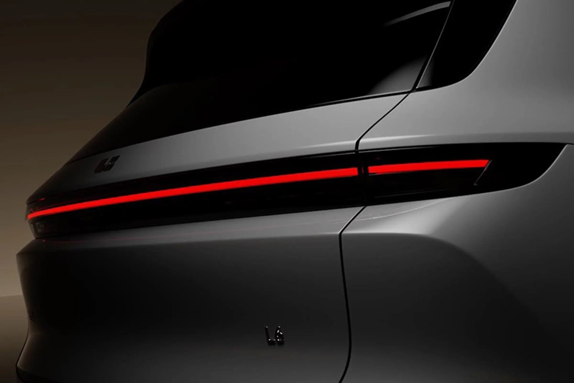 Lixiang Electric Car L6 SUV de alto desempenho com extensor de alcance de 1,5 T e 1390 km para compradores profissionais