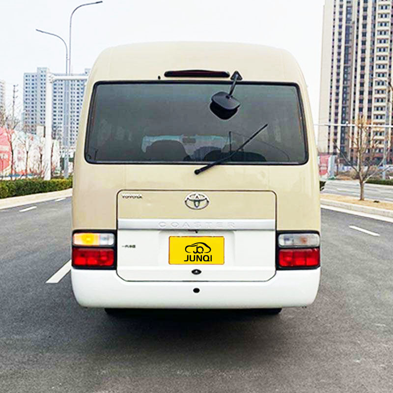 Caminhão de gasolina usado confortável Caminhão Toyota Costa espaçoso Para negócios e transporte em grupo