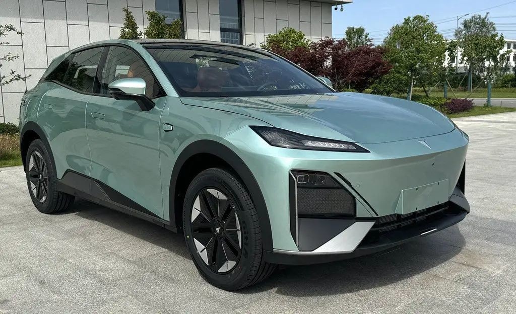 Direção esquerda Changan Carro elétrico DeepBlue 07 A mistura perfeita de forma e função