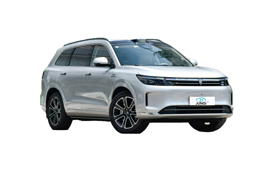 2024 AITO M7 1.5T com tração traseira versão Plus 5 lugares veículos automotores 240km ev carros usados2024 AITO M7 Extended Range Carro híbrido 5 portas 5 lugares 6 lugares SUV médio e grande RDW 4DW smart ne