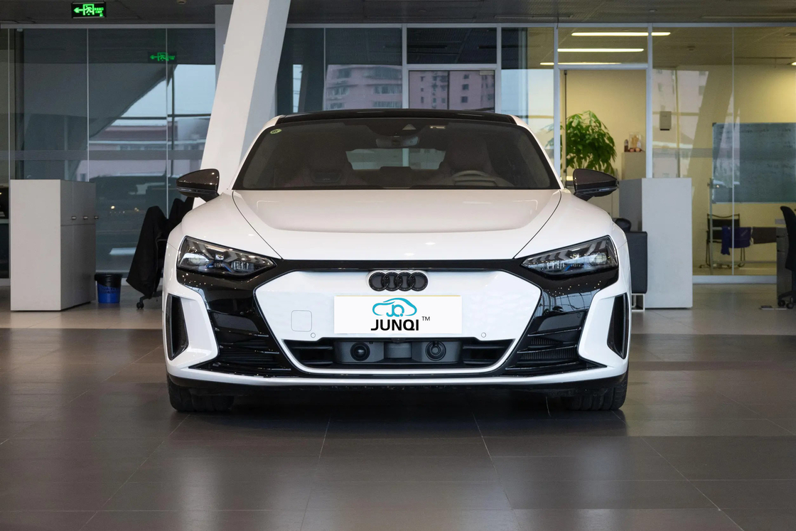 2024 Audi Q4 Etron Q5 Etron RS Etron Etron Gt Veículo Elétrico SUV de 4 rodas EV Carro para adultos Carro novo usado Alta velocidade Carro de energia nova Carro elétrico Carro elétrico