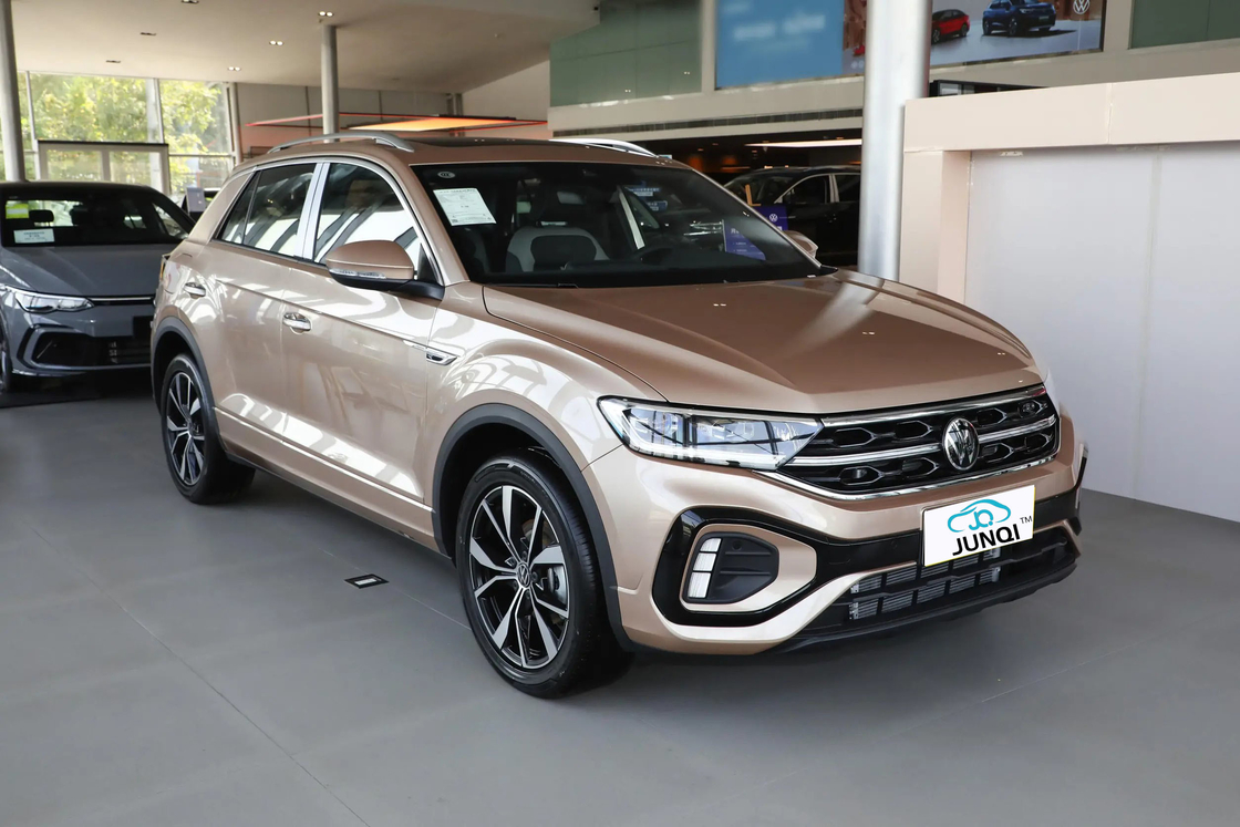 VOLKSWAGENs T-ROC 2024 2025 300TSI DSG 2WD STARLIGHT NOVA BENZOLINA SUV compacto barato carro de gasolina feito na China em estoque VW TROC