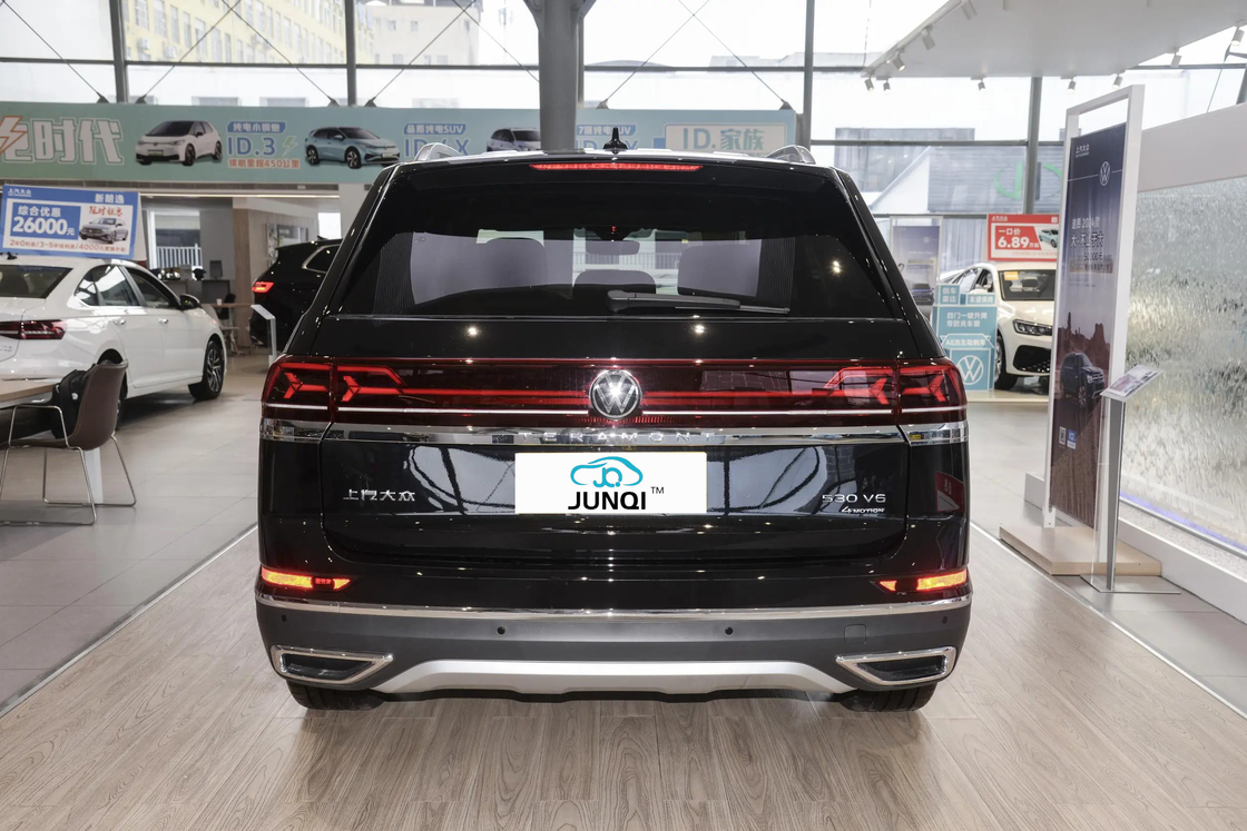 China Car VW Touron 2.5T-A/MT-530 versão emblemática 4WD 7 lugares SUV Large Space